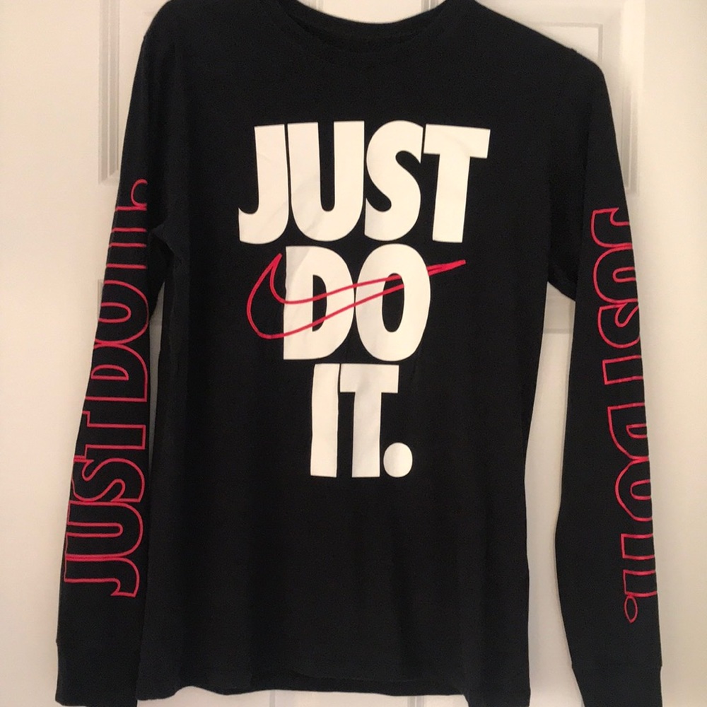 Nike men’s long sleeve tshirt